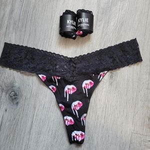Bundle of 3 Kylie Black Lace Trim Thongs